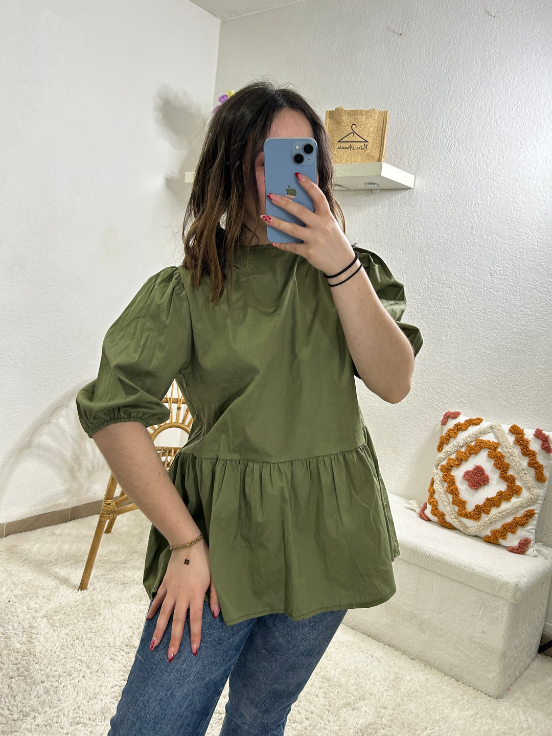 Blouse kaki à noeuds tendance