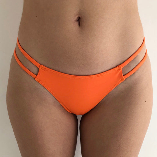 Bas de maillot de bain recyclé couleur orange