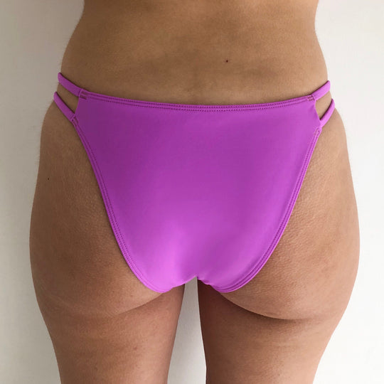 Bas de maillot de bain recyclé couleur violet