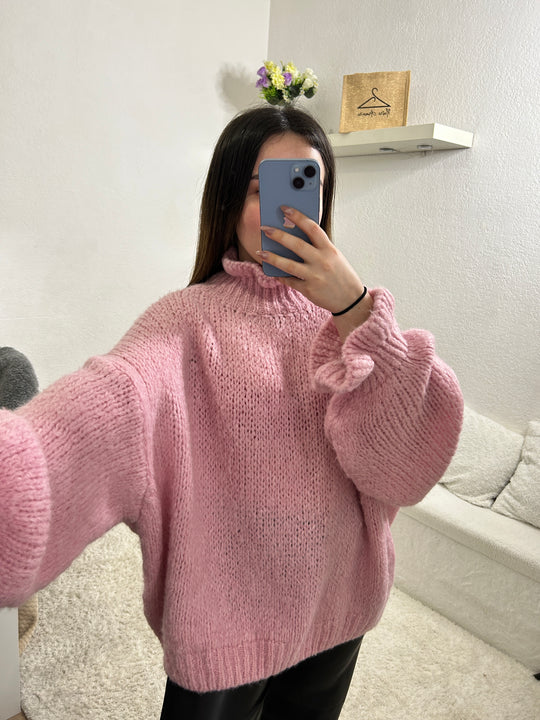 Pull à col froufrous rose