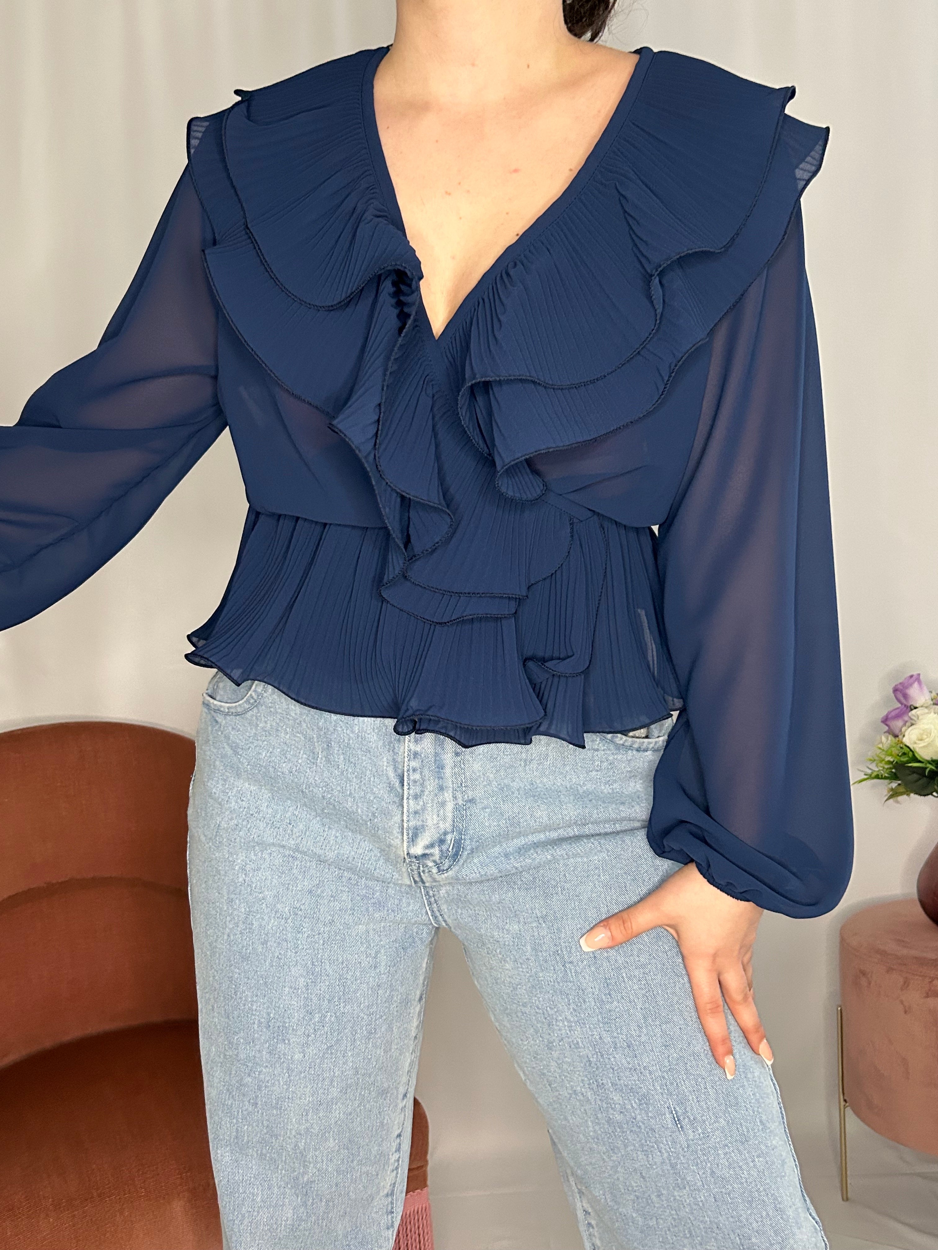 Blouse volants bleu marine Ath nes Notre Armoire